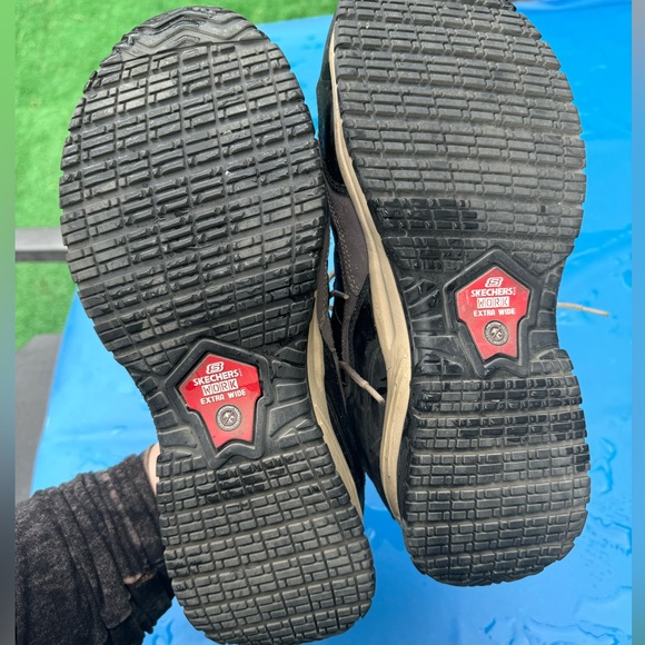 Sketchers Relaxed Fit Slip Resistant Work Boot - Picture 4 of 5